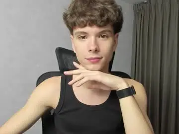 Chaturbate Adult Webcam of calvin_loves_you