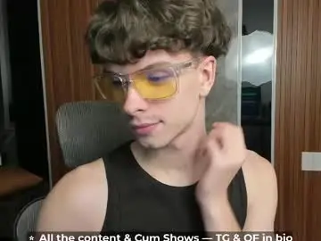 Chaturbate Free Porn Cam of calvin_loves_you