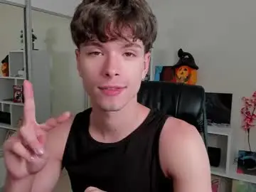 Chaturbate Nude Webcam of calvin_loves_you