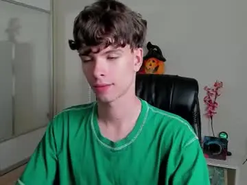Chaturbate Live Porn of calvin_loves_you