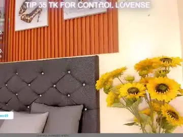 Chaturbate Best live sex cam show of cristale69