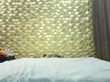 Chaturbate Live Sex Cam of emonyashka