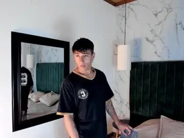 Chaturbate Adult Video Chat of andyjoy_