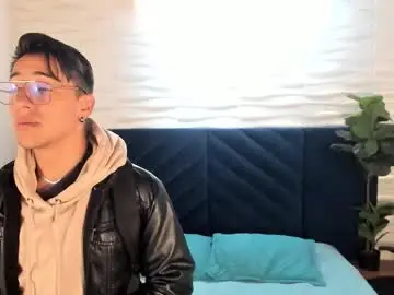 Chaturbate Adult Webcams of andyjoy_