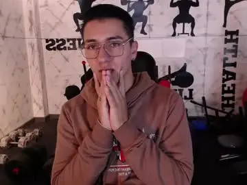 Chaturbate Live Porn of andyjoy_