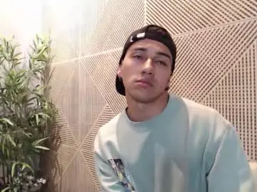 Chaturbate Adult Webcams of andyjoy_