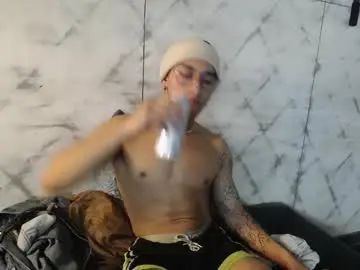 Chaturbate Free Porn Cam of andyjoy_