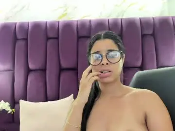 Chaturbate Adult Webcams of emma_castilloo