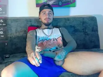 Chaturbate Adult Webcams of julian_tattoo