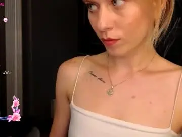 Chaturbate Live Sex Cam of ohmyohmyy