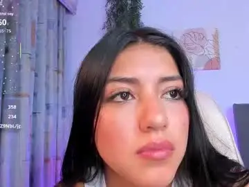 Chaturbate Watch Live Sex Cams of quiinn__bx