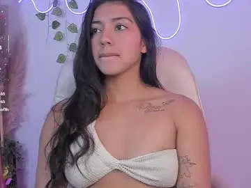 Chaturbate Live Sex Cam of quiinn__bx