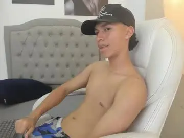 Chaturbate Live Sex Cam of ricky_backus