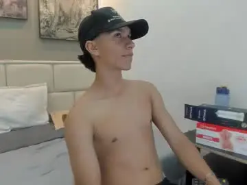 Chaturbate Live Sex Cam of ricky_backus