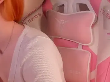 Chaturbate Adult Video Chat of honeyautumn