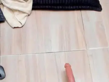 Chaturbate Best Webcam of curvy_alyanna