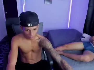 Chaturbate Live Porn of snak_master1
