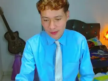 Chaturbate Free Porn Cam of _santi2