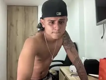 Chaturbate Free Live Porn of bob_pettersonn