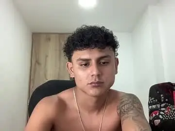 Chaturbate Watch Live Sex Cams of bob_pettersonn