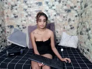 Chaturbate Live Porn of cherryindian694u