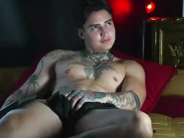 Chaturbate Live Sex Cam of dantecoppolaa