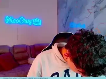 Chaturbate Sex Cam of nico_cruz