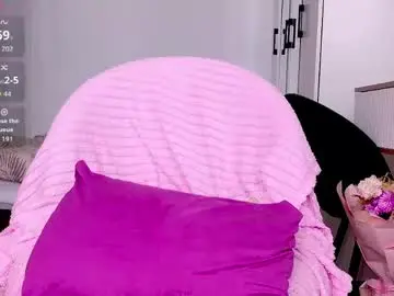 Chaturbate Free Porn Cam of yourlovelyjul