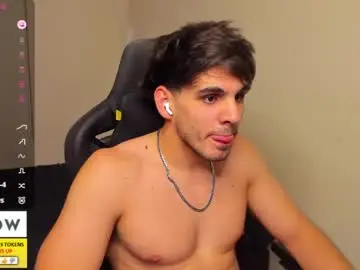 Chaturbate Nude Webcam of derekcb