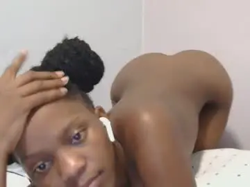 Chaturbate Free Porn Cam of rare_pearl01