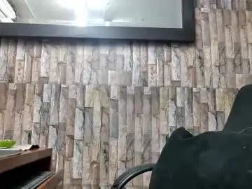 Chaturbate Watch Live Sex Cams of jhosuamoore