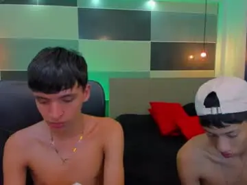 Chaturbate Live Sex Cam of juan_nd_steven