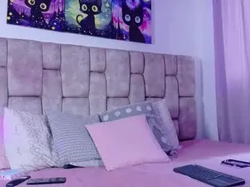 Chaturbate Adult Video Chat of miablumm_
