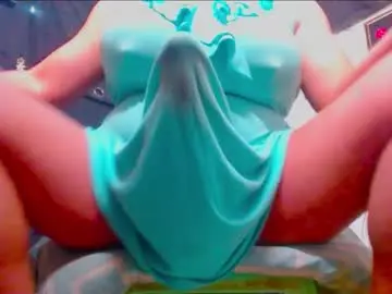 Chaturbate Free Live Porn of 10incbigcumfacial