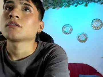 Chaturbate Adult Webcams of alexandluke1