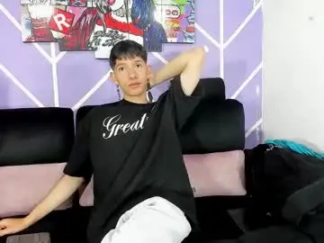 Chaturbate Live Porn of alexandluke1