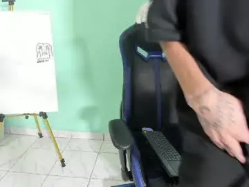 Chaturbate Watch Live Sex Cams of alexandluke1