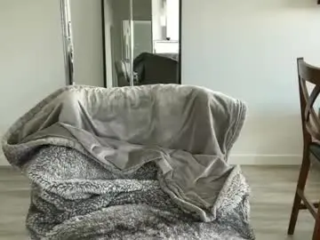 Chaturbate Live Sex of ava_petite_