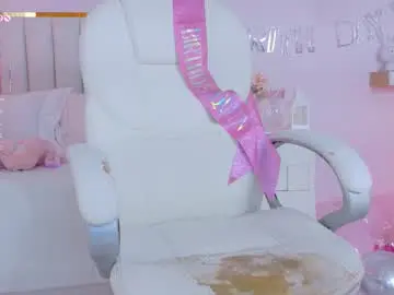 Chaturbate Adult Webcam of cristal_bunny