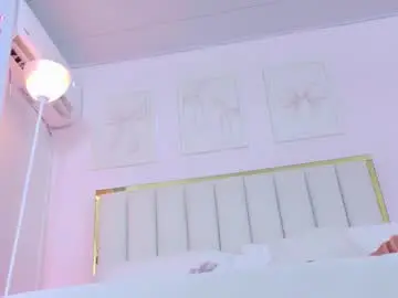 Chaturbate Live Porn of cristal_bunny
