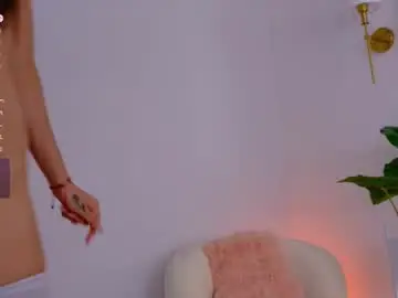 Chaturbate Nude Webcam of cristal_bunny