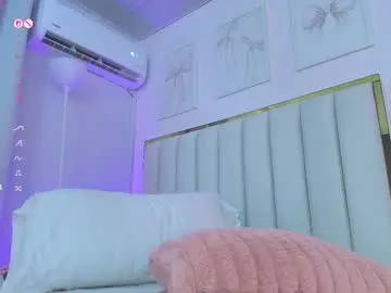 Chaturbate Free Porn Cam of cristal_bunny