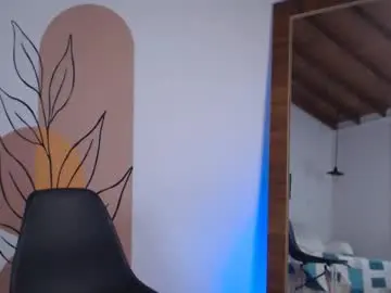 Chaturbate Best live sex cam show of deivy_gram