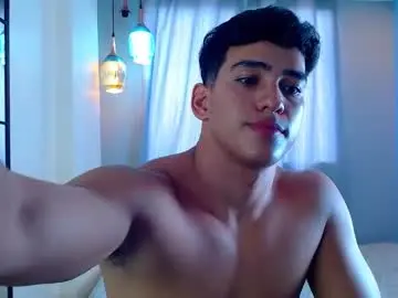 Chaturbate Live Sex of hotcrew_