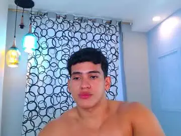 Chaturbate Live Sex Cam of hotcrew_