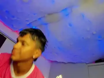 Chaturbate Live Porn of loistwink_1