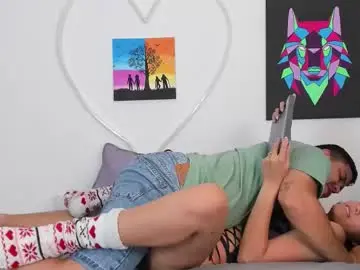 Chaturbate Sex Chat of rooxxyy_