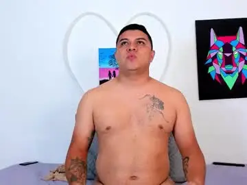 Chaturbate Live Sex of rooxxyy_