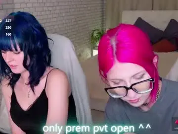 Chaturbate Adult Webcams of michelewild