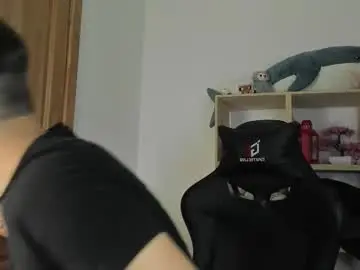 Chaturbate Live Sex Cam of mystic_evan